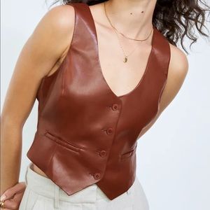 Aritzia Wilfred desire vest brown